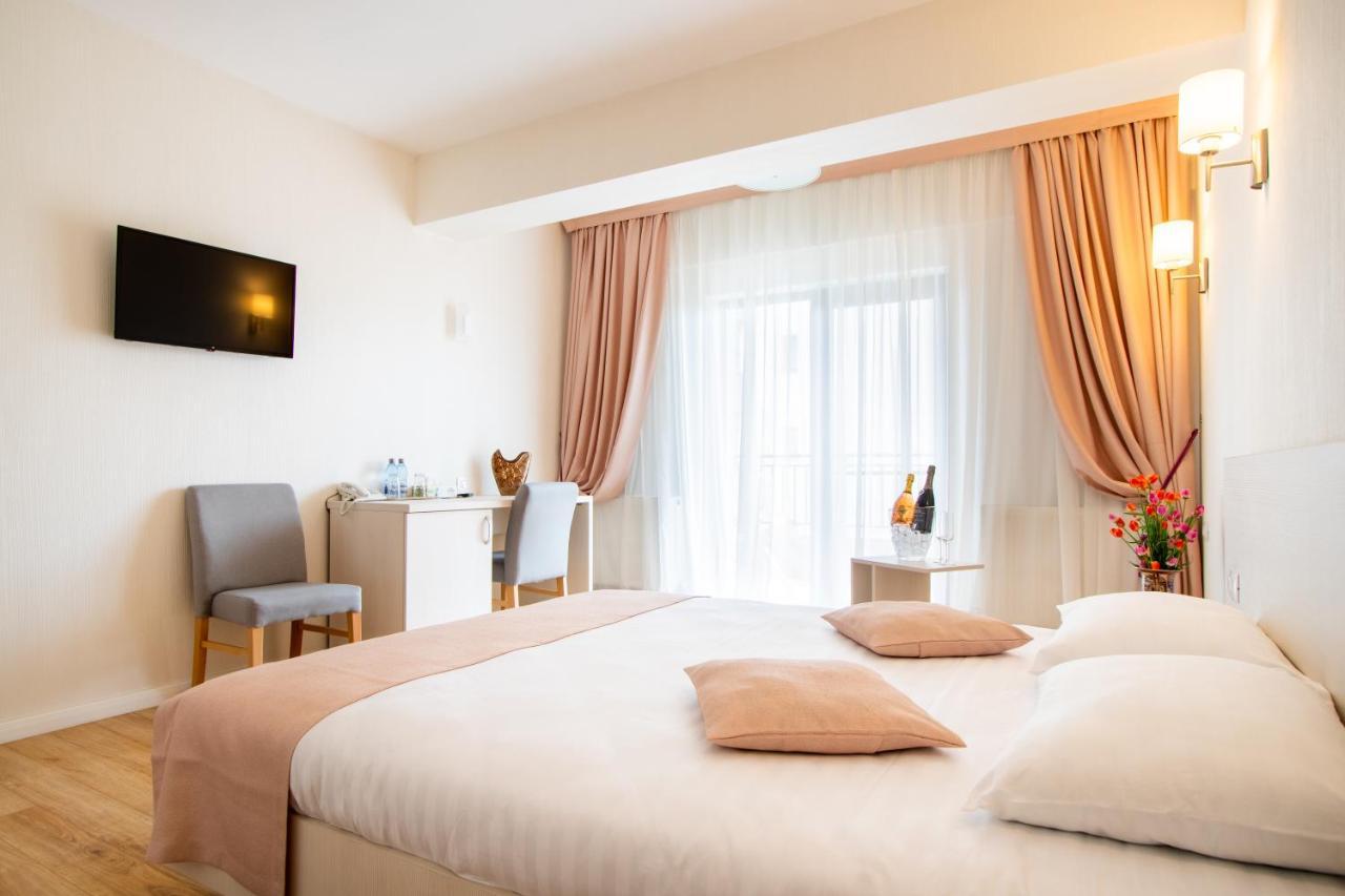 Hotel Bulevard Râmnicu Vâlcea Eksteriør bilde