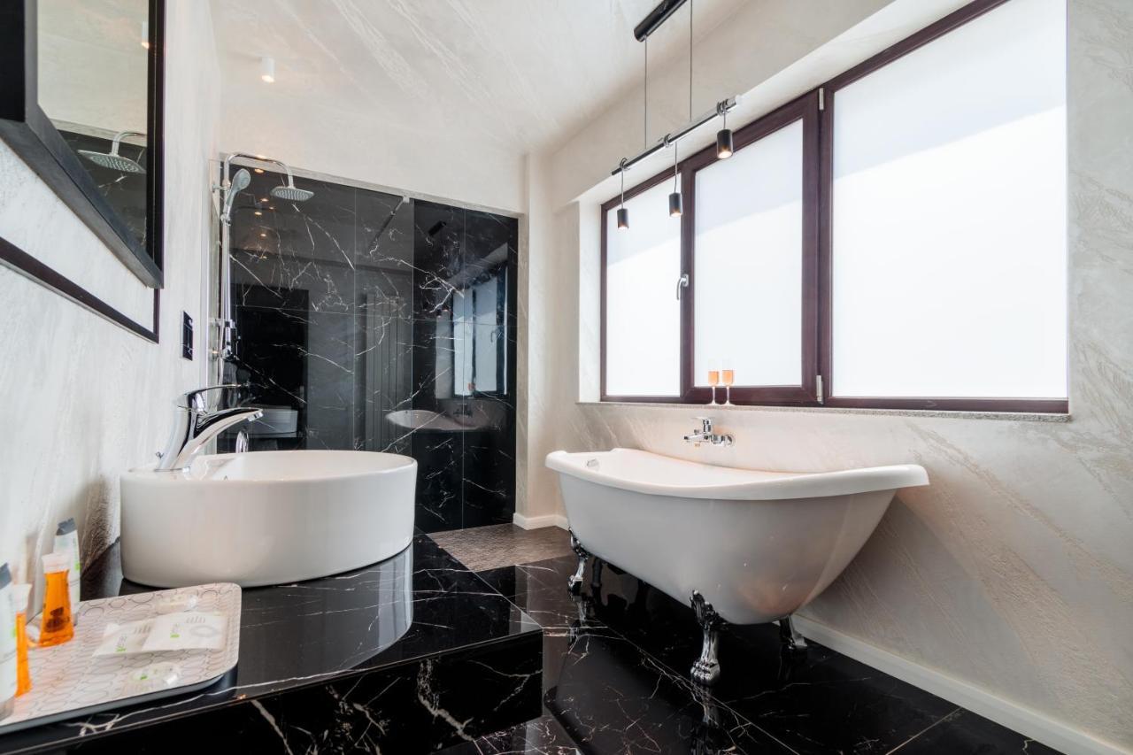 Hotel Bulevard Râmnicu Vâlcea Eksteriør bilde