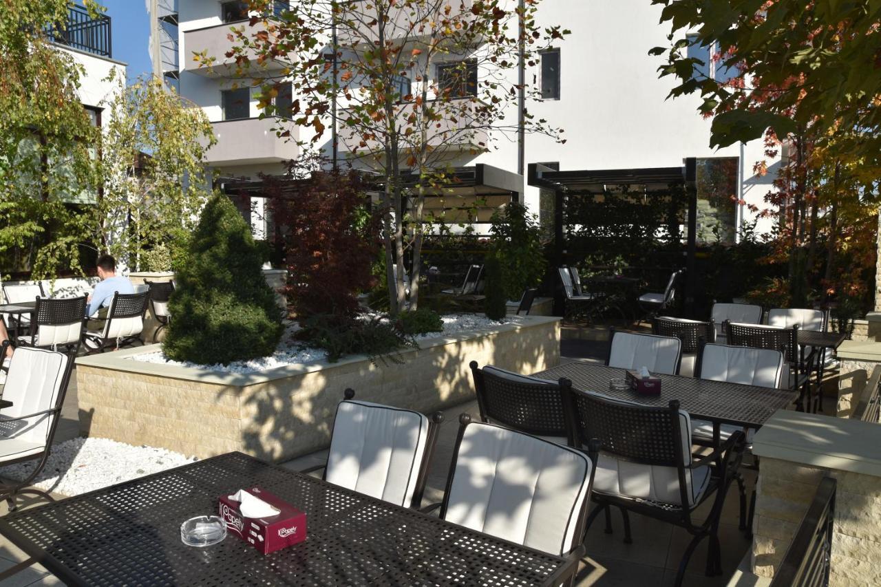 Hotel Bulevard Râmnicu Vâlcea Eksteriør bilde
